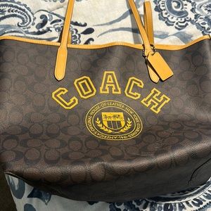 Coach tote